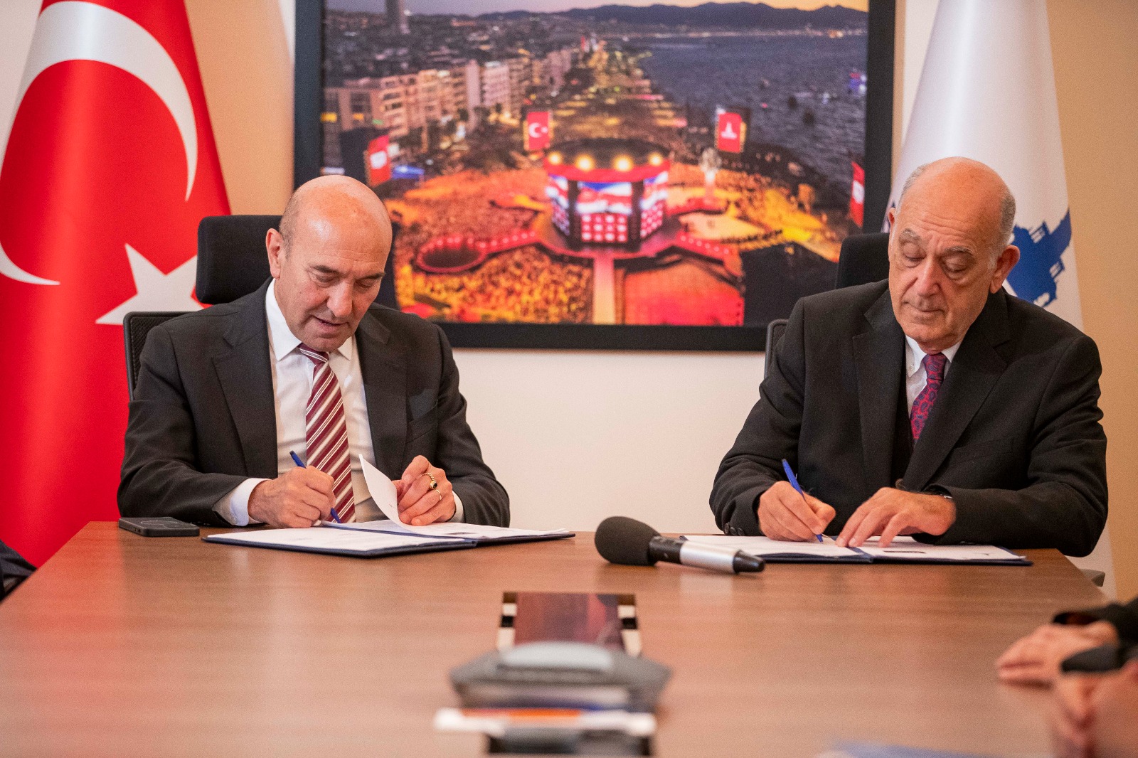 İzmir Büyükşehir Belediyesi ve BAYOSB’den örnek iş birliği