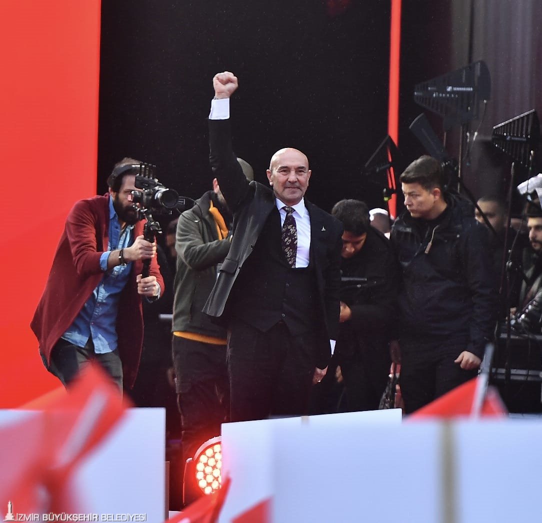 Çiğli Tramvayı hizmete girdi