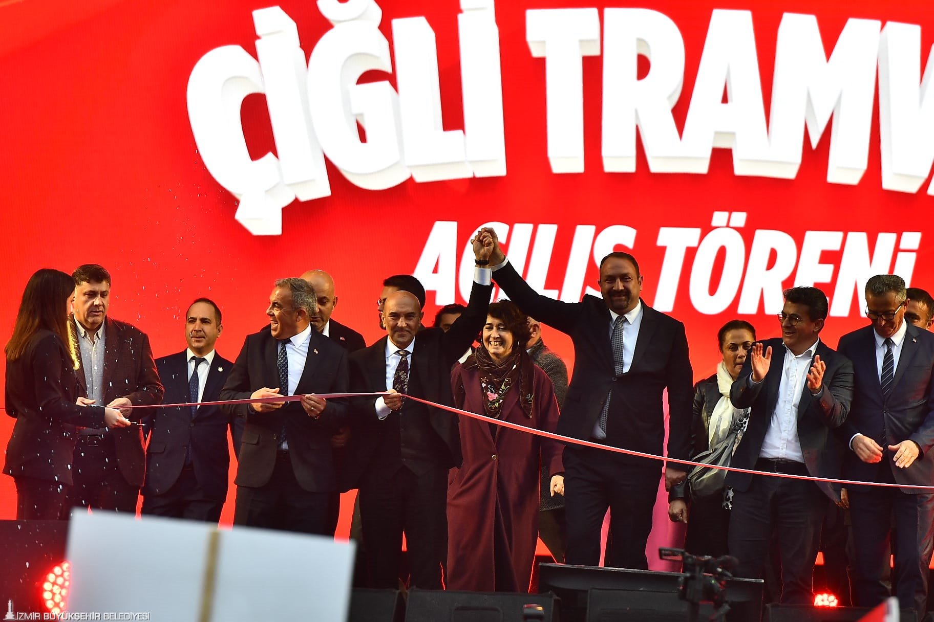 Çiğli Tramvayı hizmete girdi