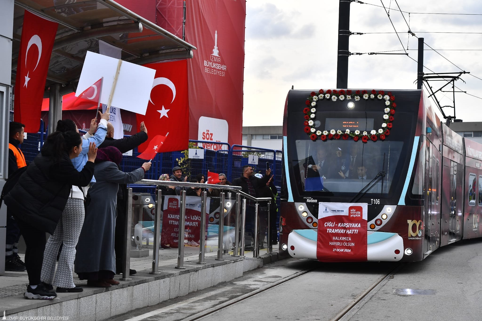 Çiğli Tramvayı hizmete girdi