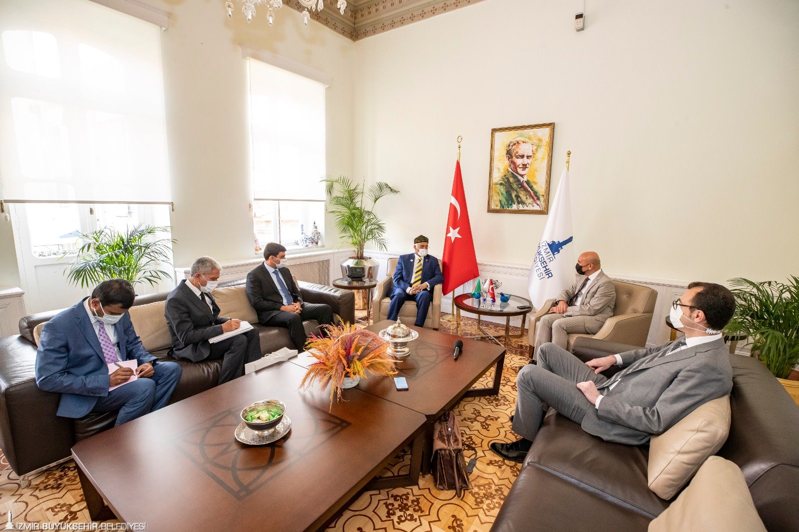 Bangladeş Büyükelçisi’nden Başkan Soyer’e ziyaret