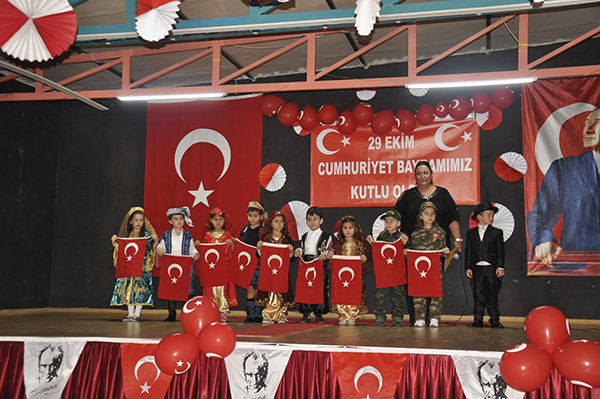 MİNİKLERDE 29 EKİM COŞKUSU