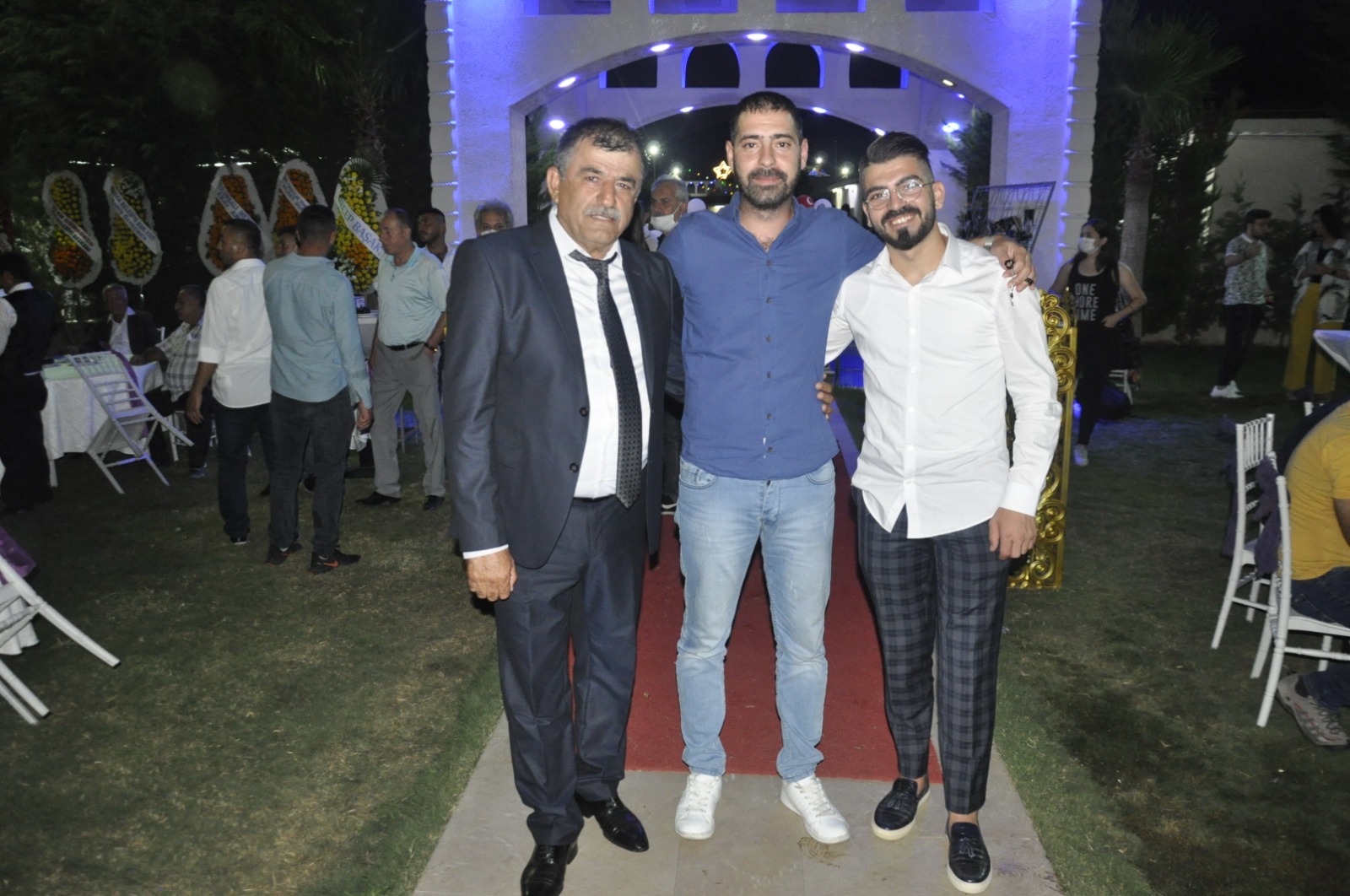 DÜNYAEVİNE GİRDİLER