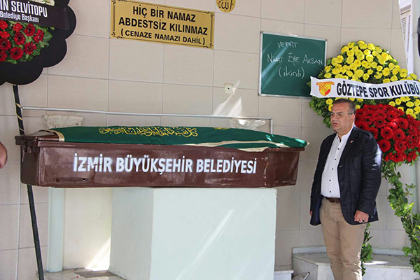 Gözyaşlarıyla uğurlandı