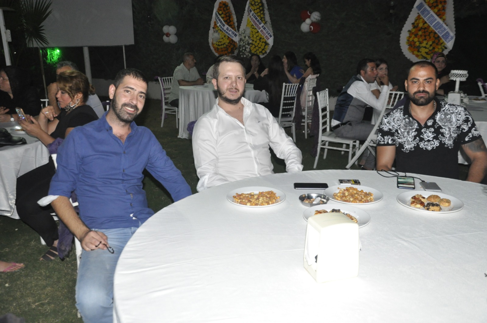 DÜNYAEVİNE GİRDİLER