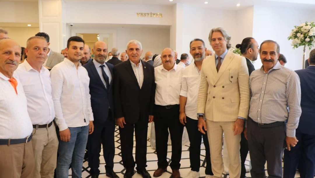 BİR ÖMÜR MUTLULUĞA “EVET” DEDİLER