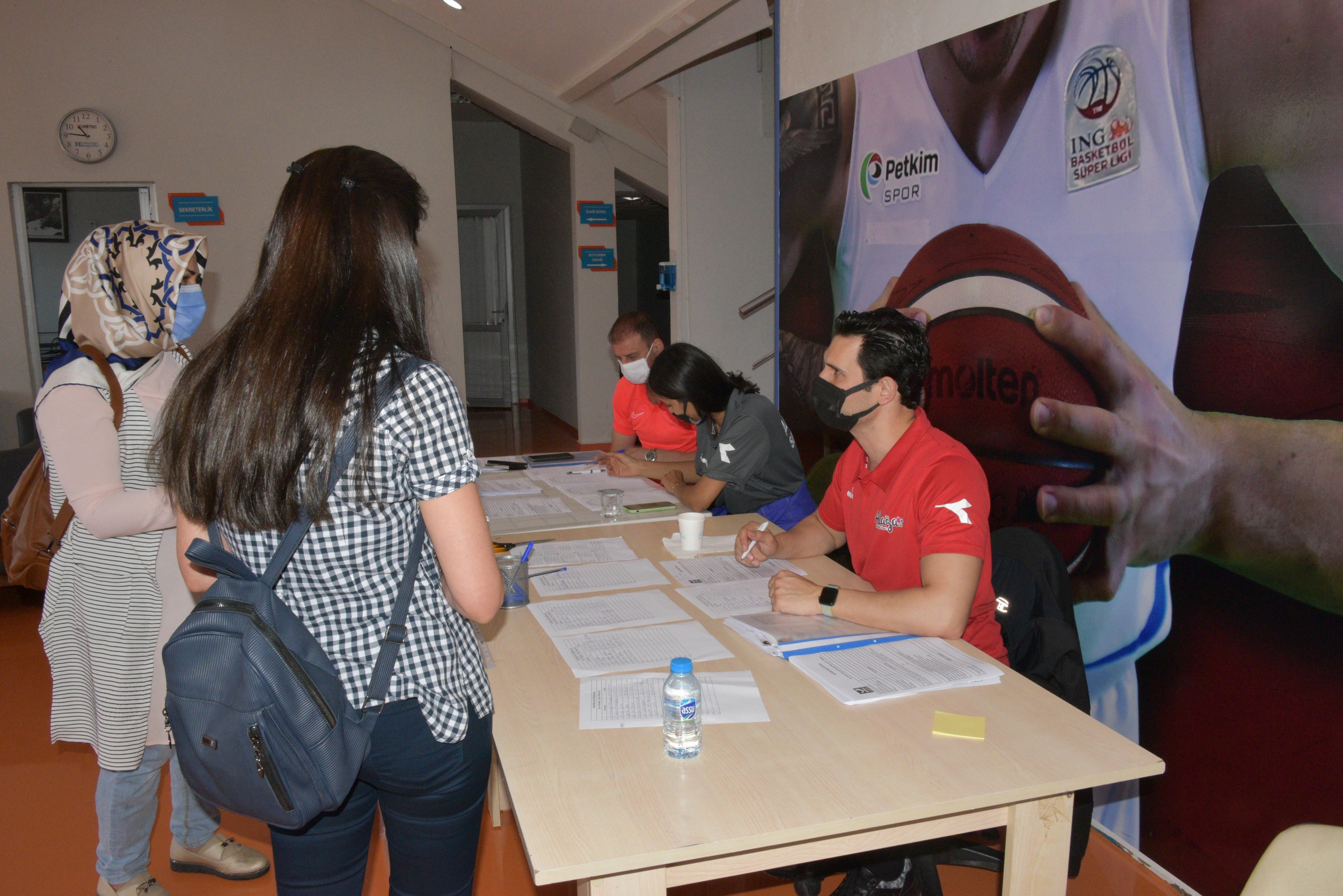 Aliağa Belediyesi Yaz Spor Okulları 21 Haziran’da Başlıyor... Aliağalı Çocuklardan Spor Okullarına Yoğun İlgi