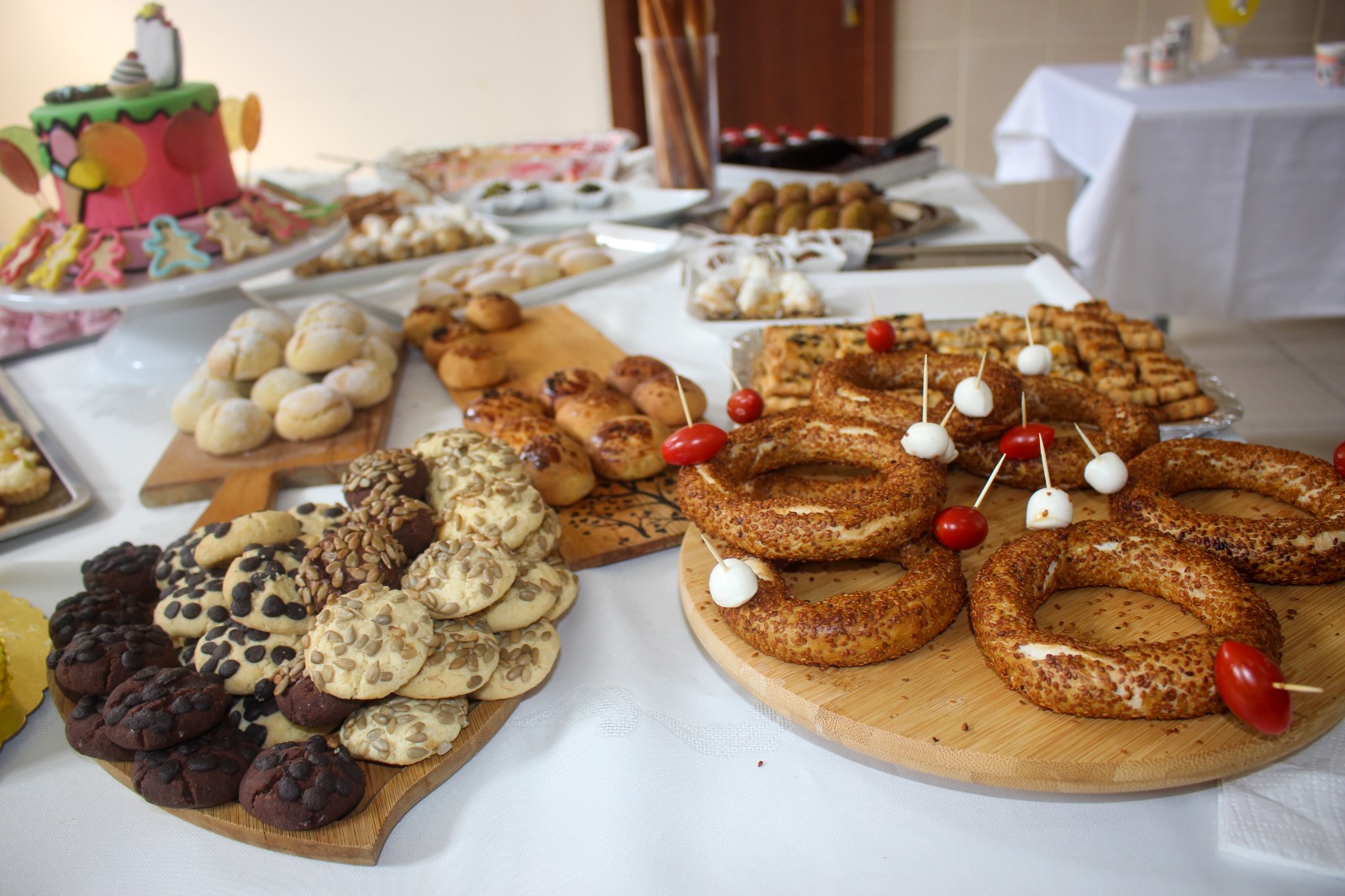 Karşıyaka Belediyesi, sertifikalı kurslarla istihdama destek sunuyor