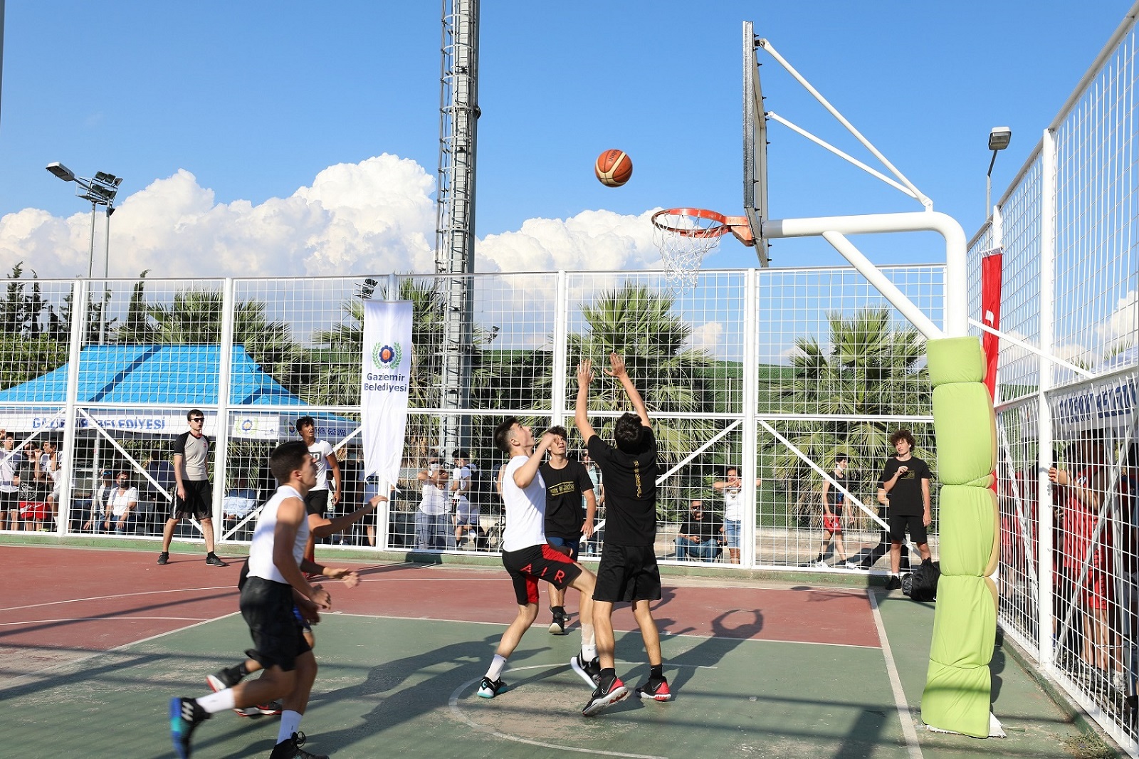 Büyükşehir’den çocuklara sokak etkinlikleri