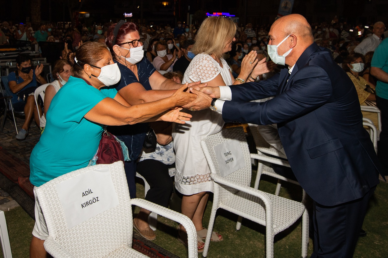 Soyer: Sarılıp kucaklaşmayı çok özlemişiz