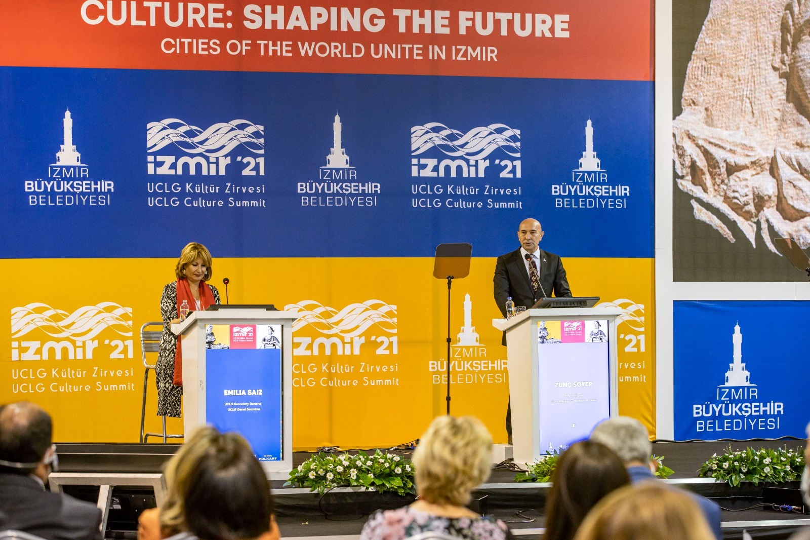 Başkan Soyer Uluslararası İzmir Kültür Zirvesi'nde konuştu: "İzmir'den tüm dünyaya kültür tohumları serpeceğiz"
