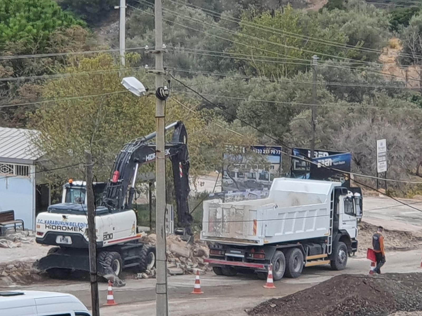 SALİH ERKEK'TEN KARABURUN ZİYARETİ