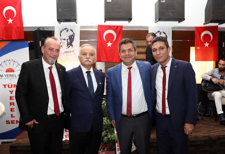 Başkan Karabağ'dan sert mesajlar