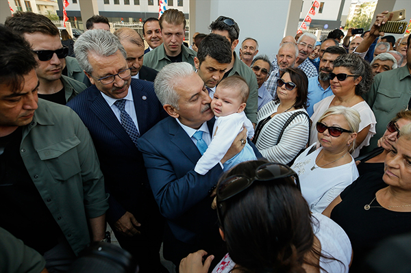 Yıldırım yerleşkeyi açtı, CHP'li Başkan'a teşekkür etti