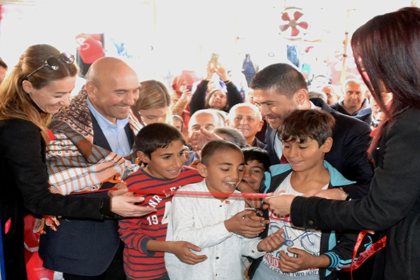 Soyer: Gürbüz'ün projelerine kefilim