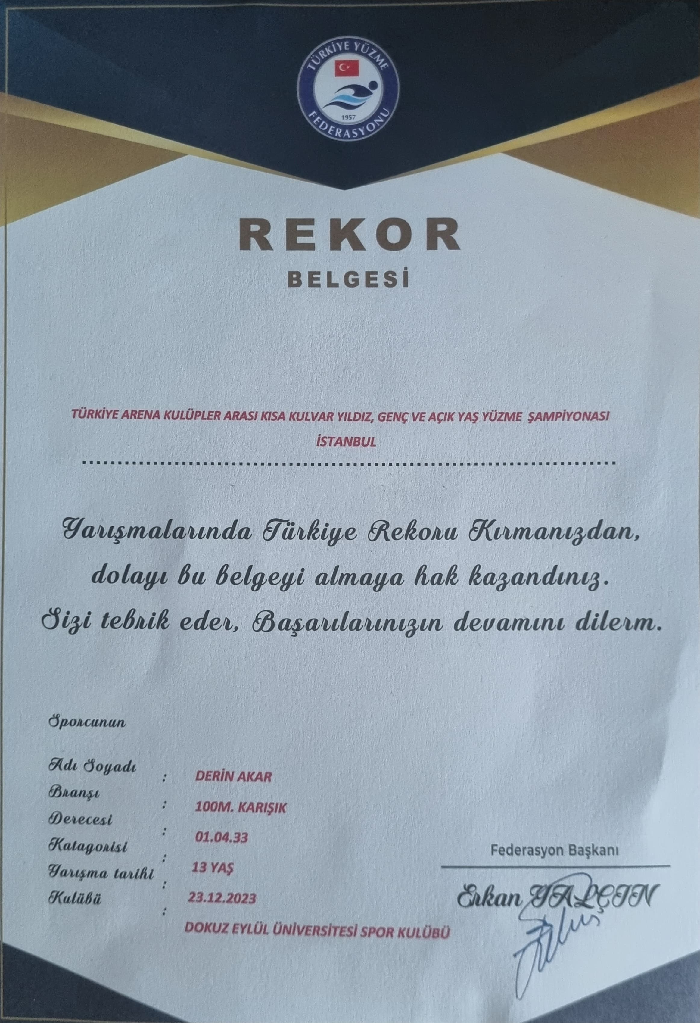 Deü'lü Yüzücüler Havuzdan 1 Rekor, 8 Madalya Çıkardı