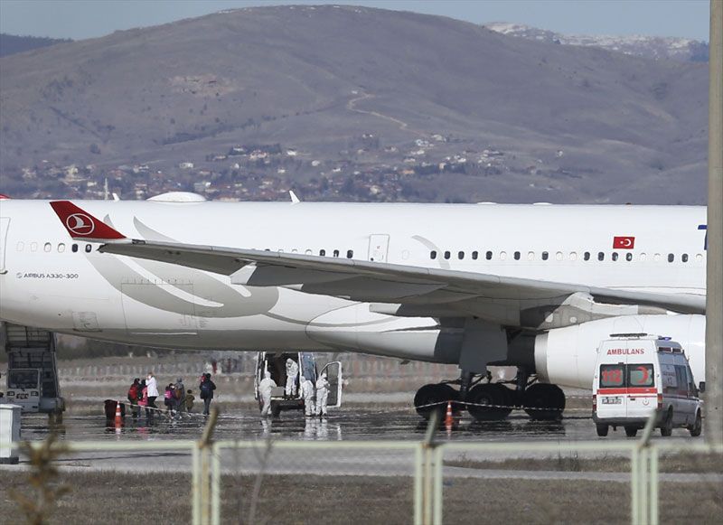 Türkiye'den ABD'ye giden kadında virüs çıktı...