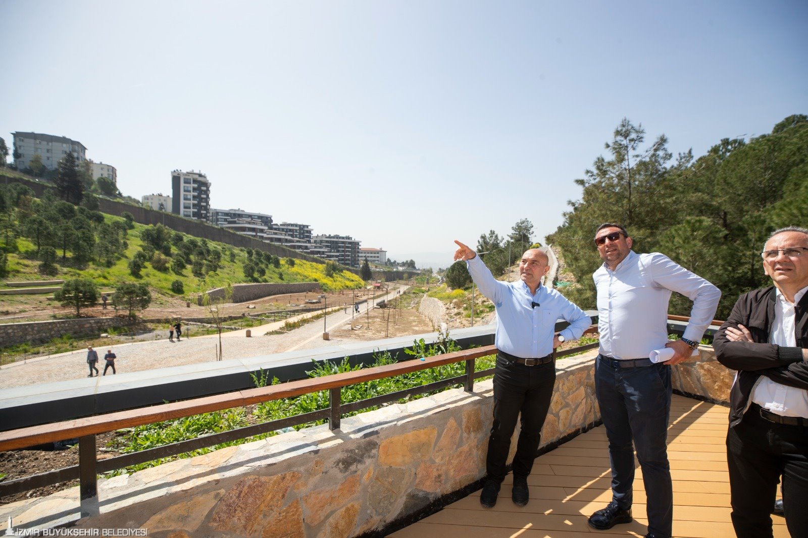 Başkan Soyer son mesai gününde Portakal Vadisi’ni ziyaret etti
