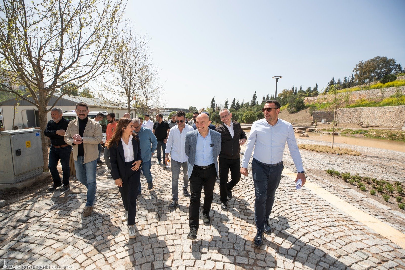 Başkan Soyer son mesai gününde Portakal Vadisi’ni ziyaret etti