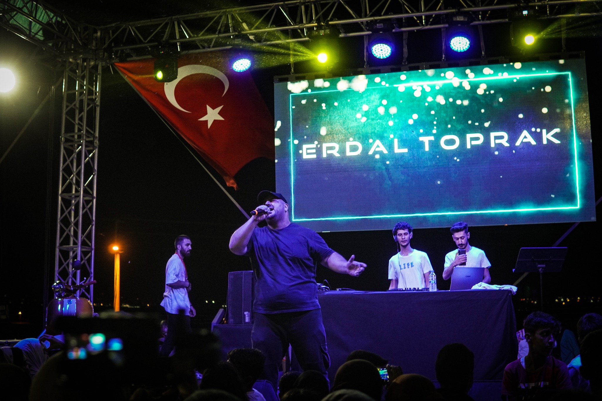 Torbalı Belediyesi’nden ‘Sevgililer Günü’ne özel konser