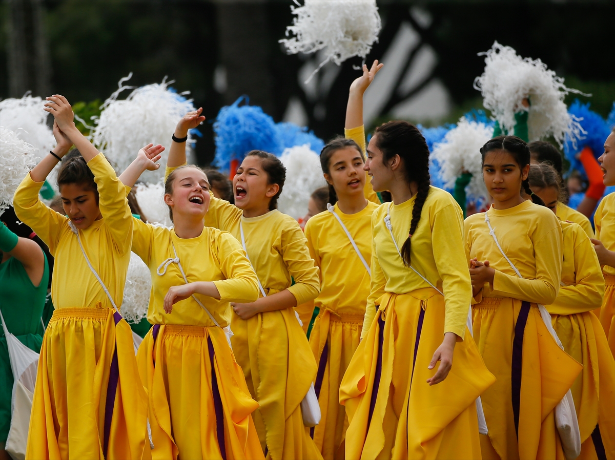 İzmir'de bayram coşkusu