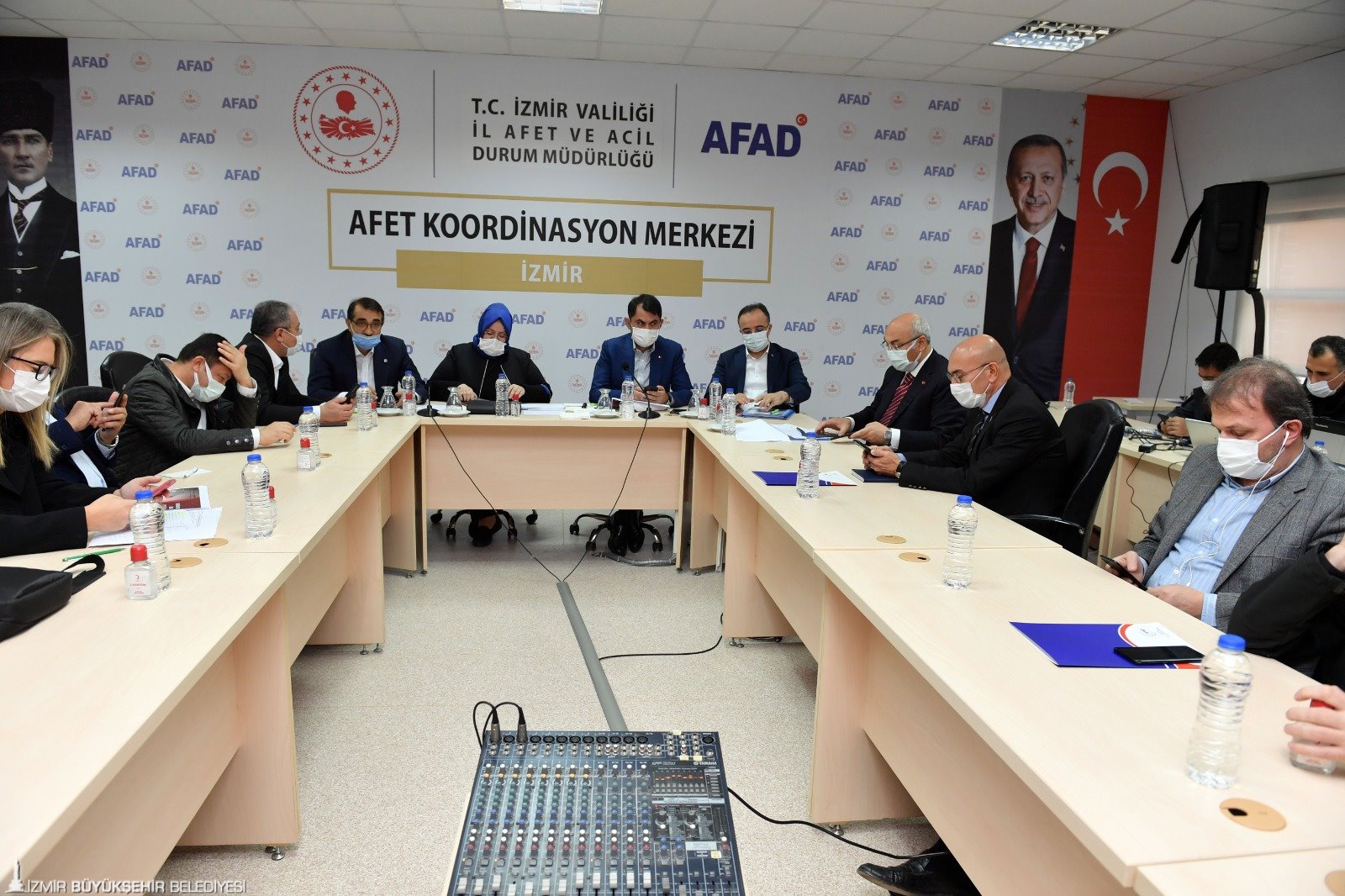 Başkan Soyer AFAD’daki toplantıda konuştu: “Bu felaketin yaralarını birlikte saracağız”