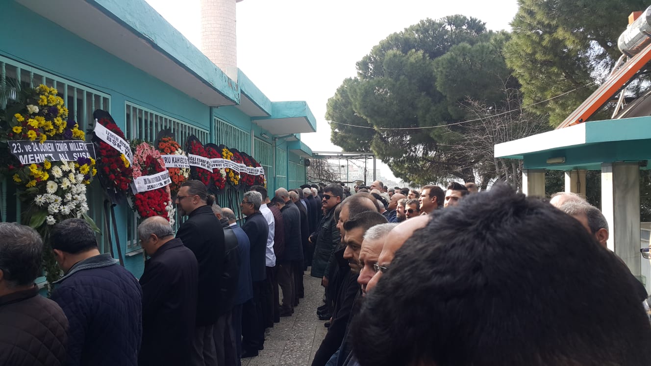 Dualarla uğurlandılar