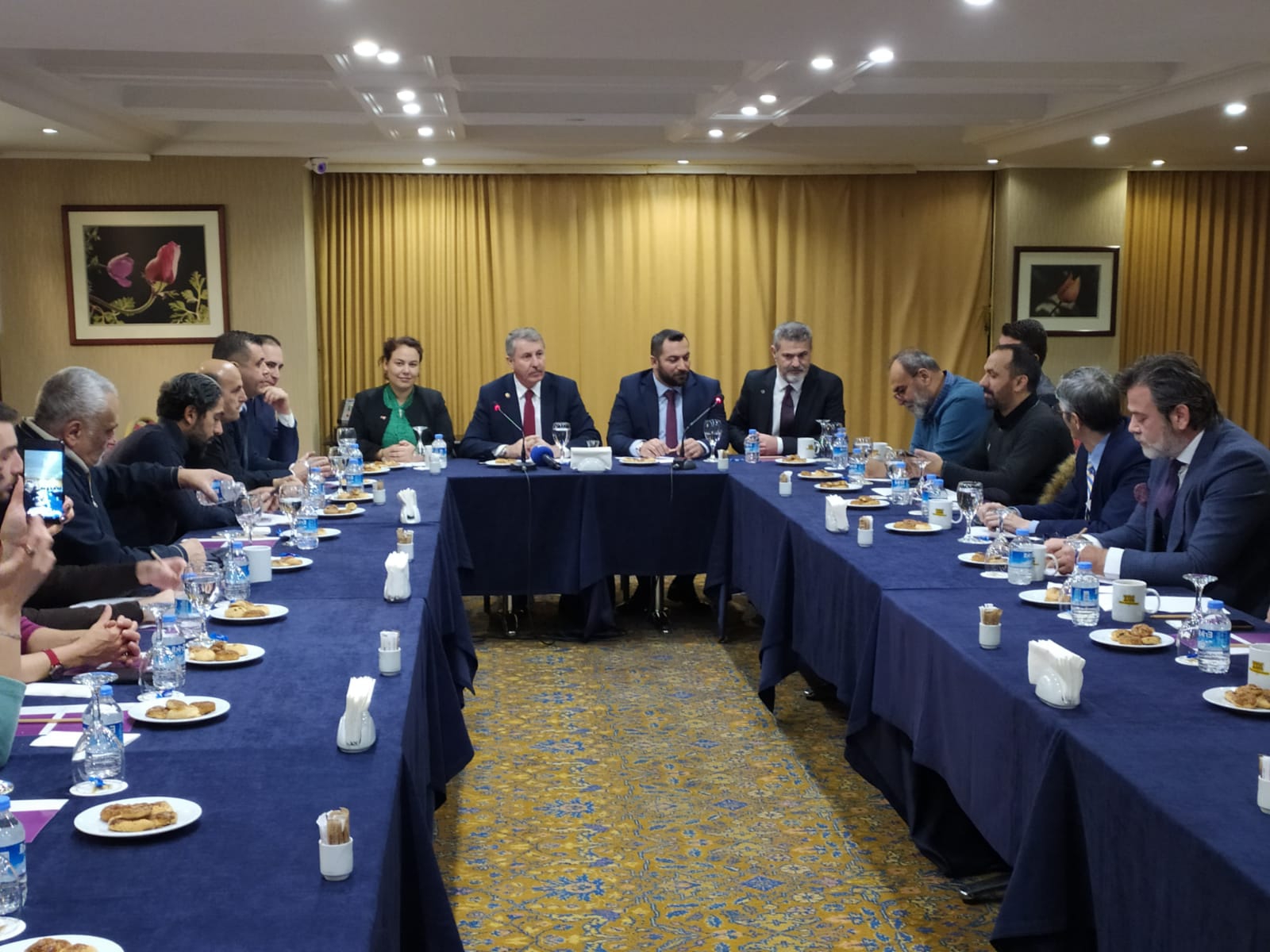 ERKEN SEÇİM KAPIDA