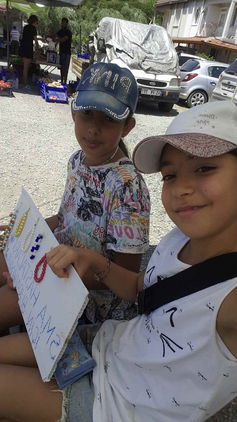 KUZENLERDEN ÖRNEK DAVRANIŞ!