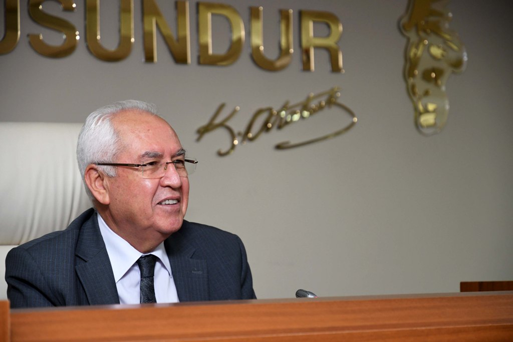 "EĞİTİME DESTEĞİMİZ KESİNTİSİZ SÜRECEK"