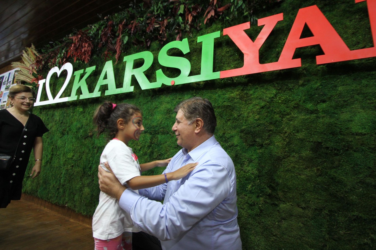 Karşıyaka’nın renkleri 92. İEF’ye taşınacak