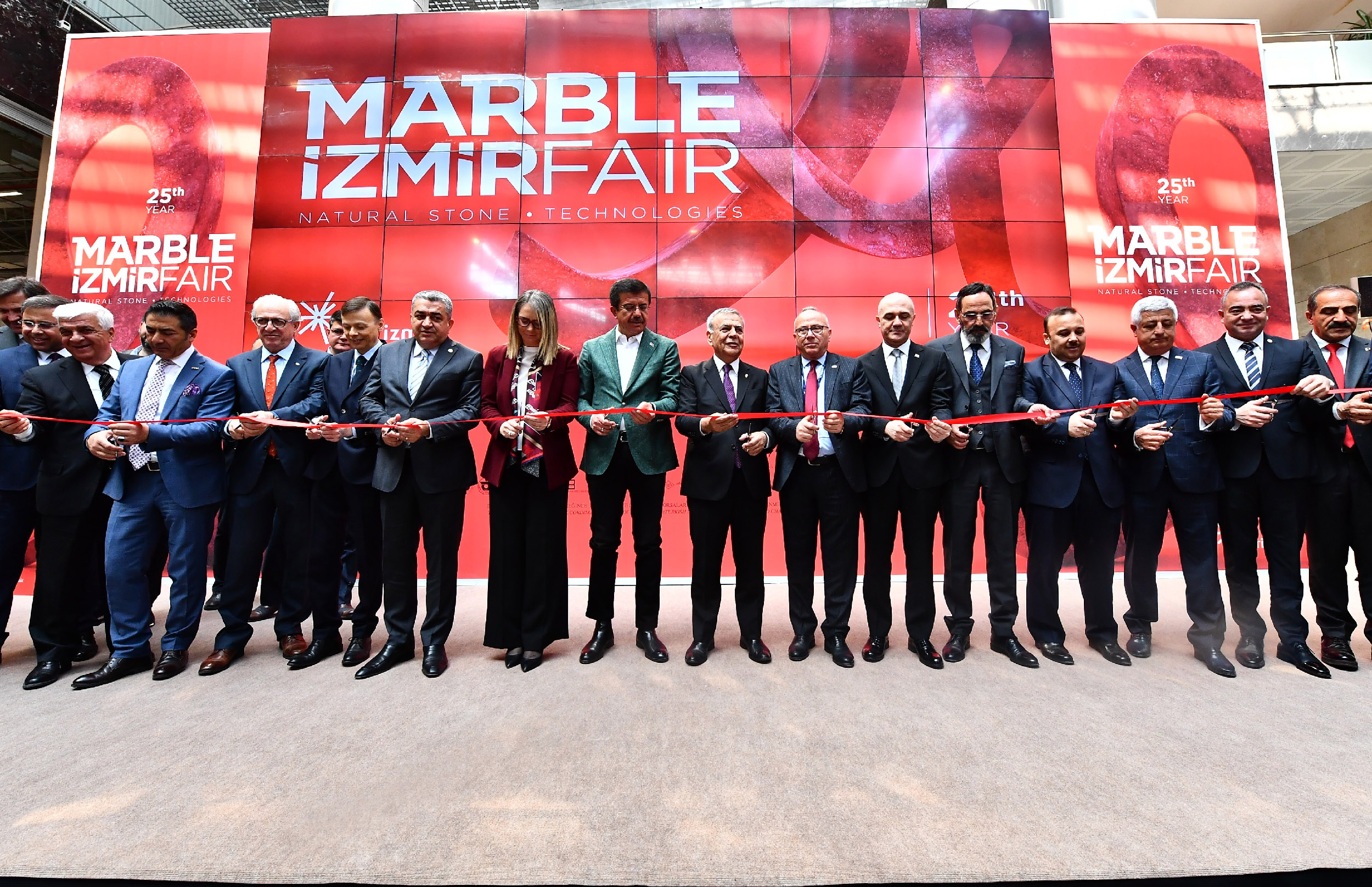 Kocaoğlu'ndan son fuarda flaş mesajlar