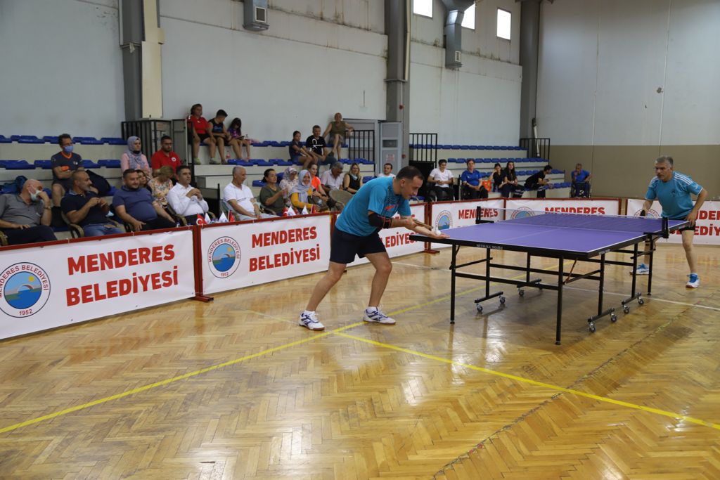 Menderes Masa Tenisi Turnuvası Sona Erdi