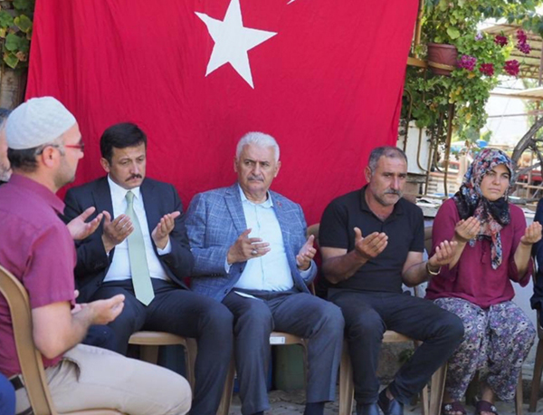 Yıldırım'a sevgi seli... O aileye verdiği sözü tuttu