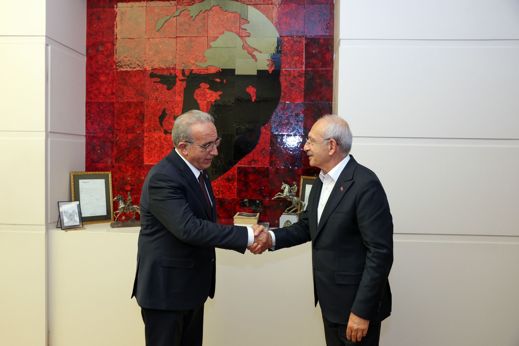 Ağrı'dan Cumhuriyet Halk Partisi'ne önemli katılım