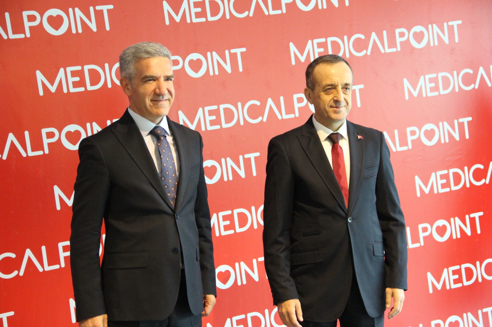 İzmir Medical Park'ın marka ismi Medical Point oldu