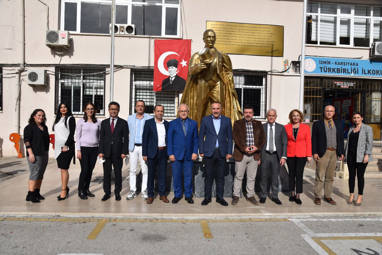 Türkiye'nin ilk Filateli Sınıfı Karşıyaka'da Açıldı!