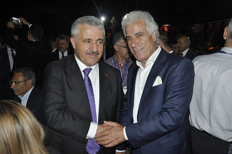 "Teknoloji ve insana odaklanacağız"