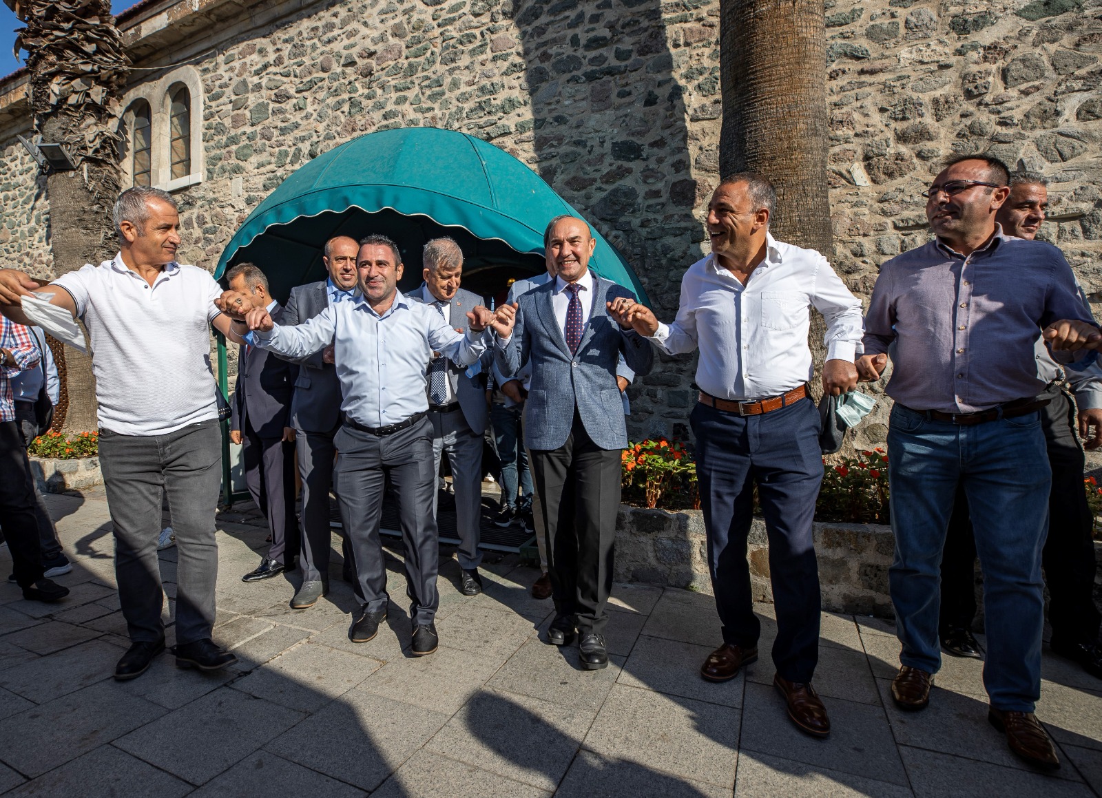 Grand Plaza'da toplu sözleşme sevinci yaşandı