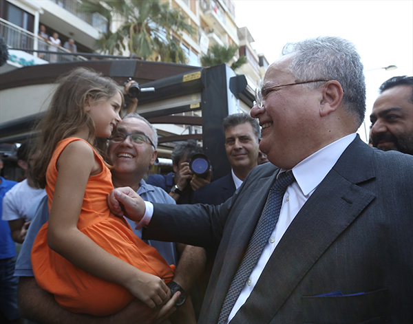 Türk ve Yunan Dışişleri bakanları İzmir'de bir araya geldi