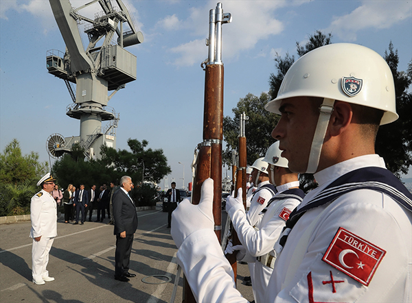 Yıldırım yerleşkeyi açtı, CHP'li Başkan'a teşekkür etti