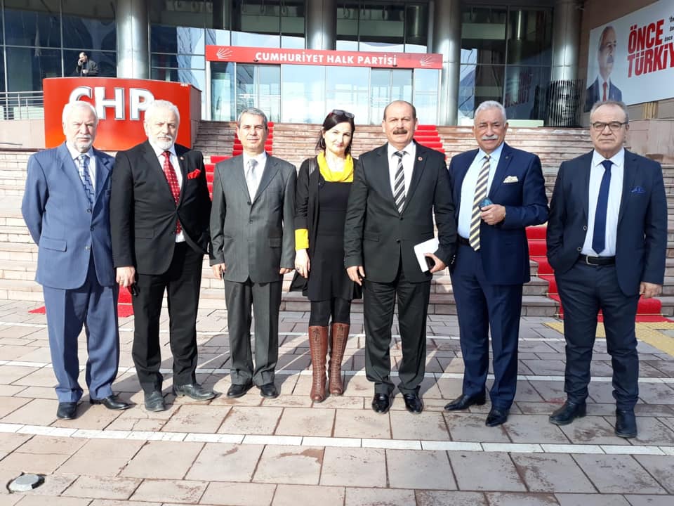 İZMİR'E SARIŞIN MÜJDE: "AZİZ SANA GÜLE GÜLE"