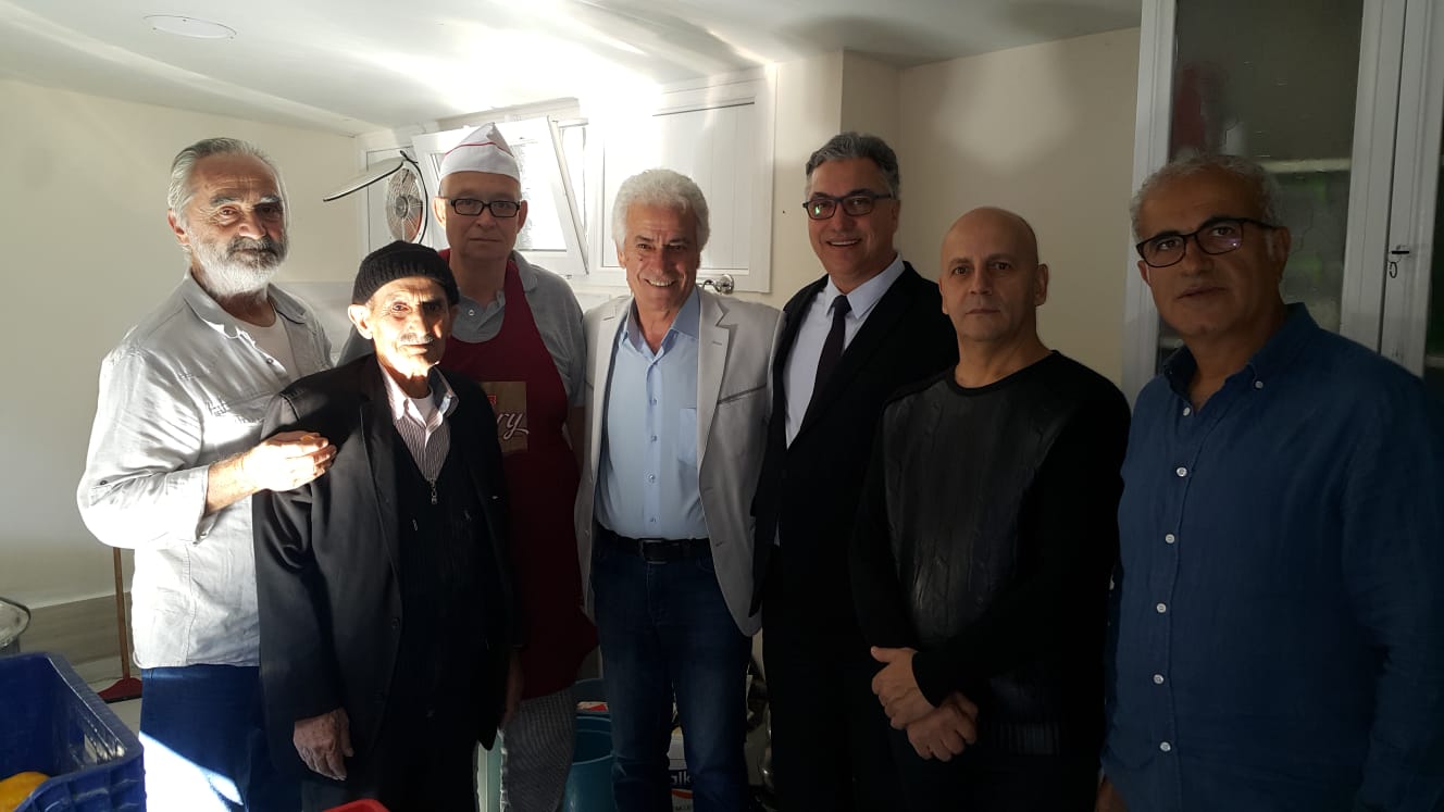 YARALARA MERHEM OLUYORLAR…