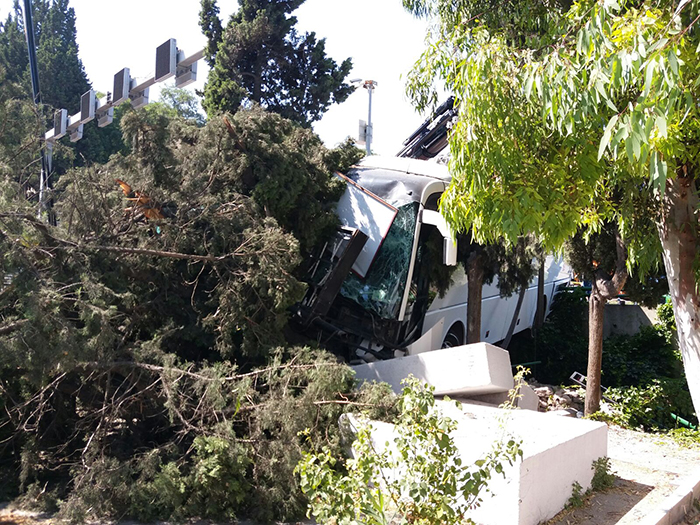 Faciadan kıl payı!