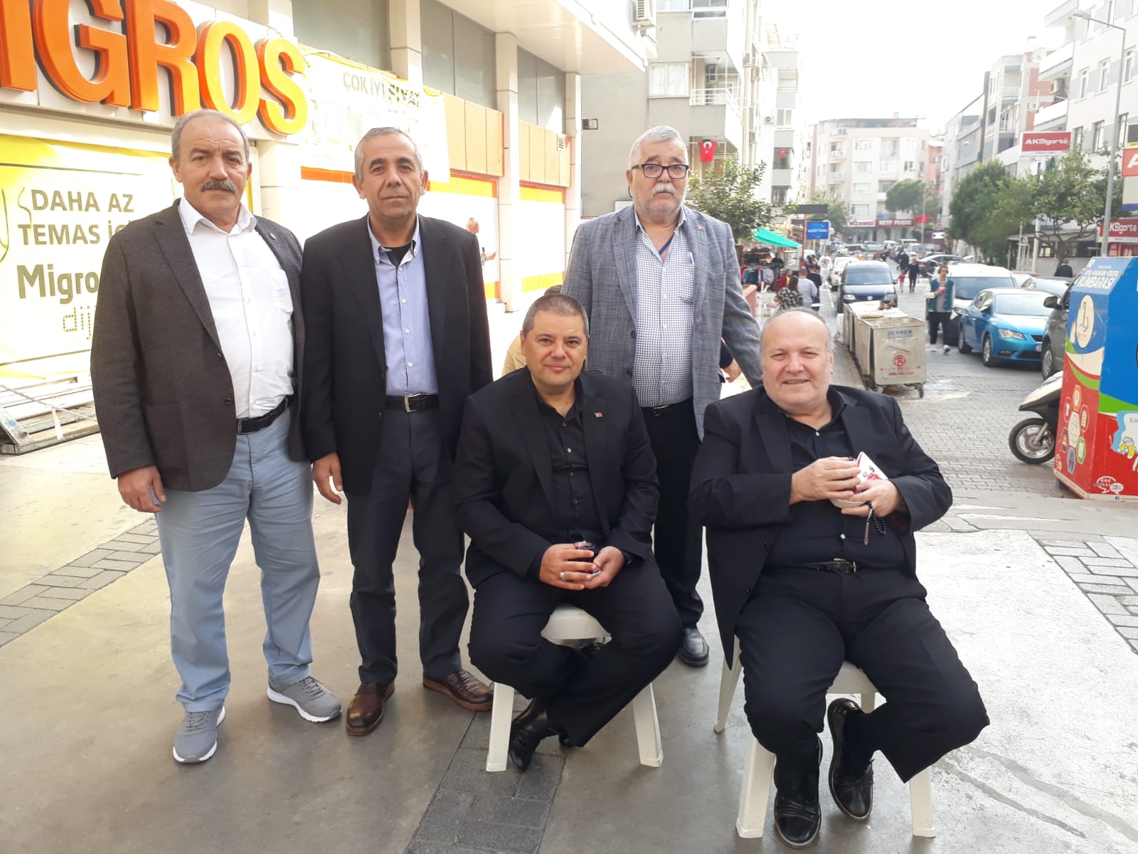 Aksaçlılar'dan Bayraklı'da imza kampanyası