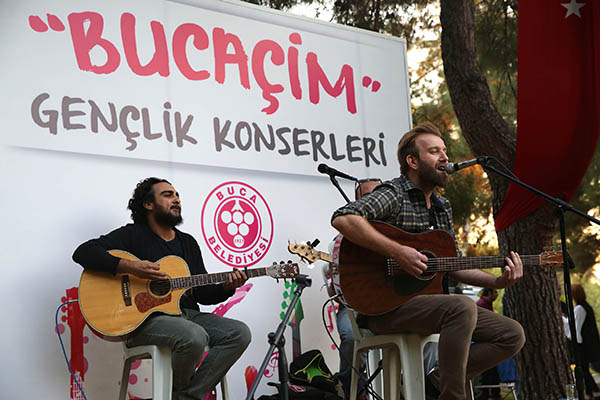 Buca Çim Konserleri