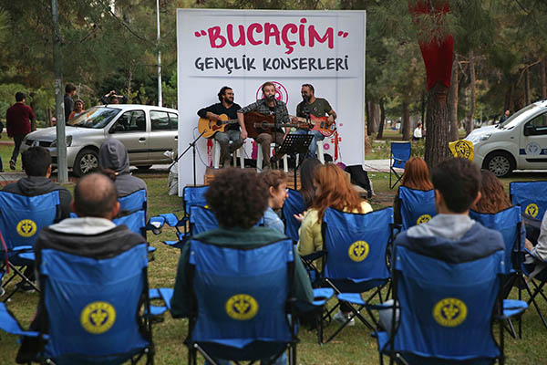 Buca Çim Konserleri