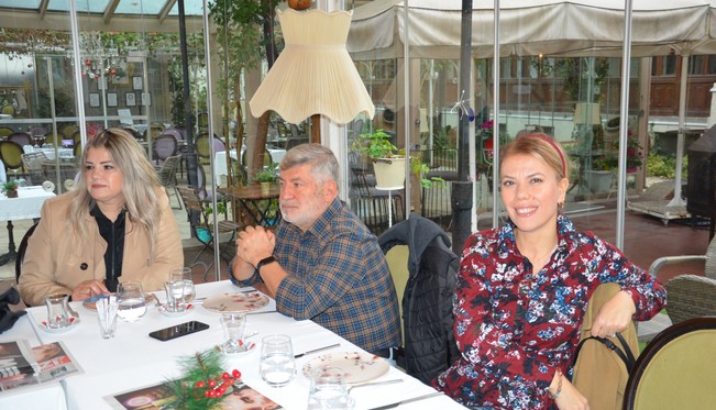 SATARAK DEĞİL ALARAK BÜYÜYEN BELEDİYE: "BORNOVA"