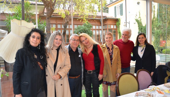 SATARAK DEĞİL ALARAK BÜYÜYEN BELEDİYE: "BORNOVA"