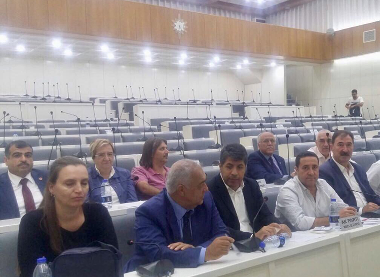 Flaş… Flaş… Flaş…"Derhal İstifa Et"